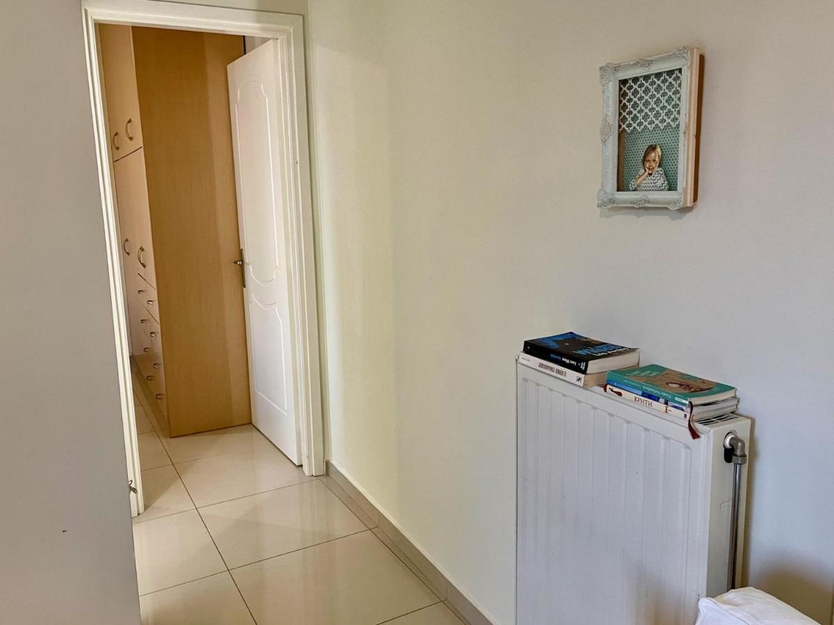 Appartamento 100 Meters From The Sea Xylokastro Esterno foto